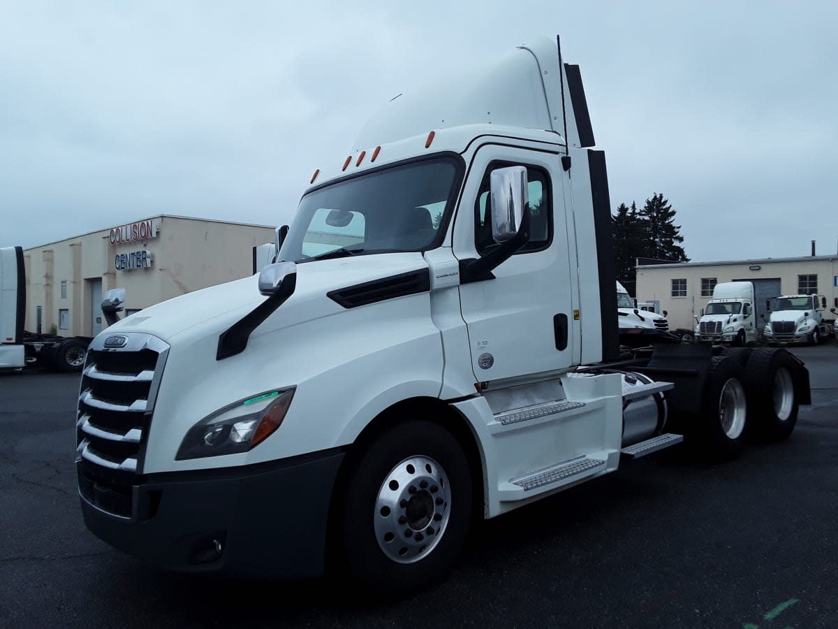 2020 Freightliner NEW CASCADIA PX12664 263566