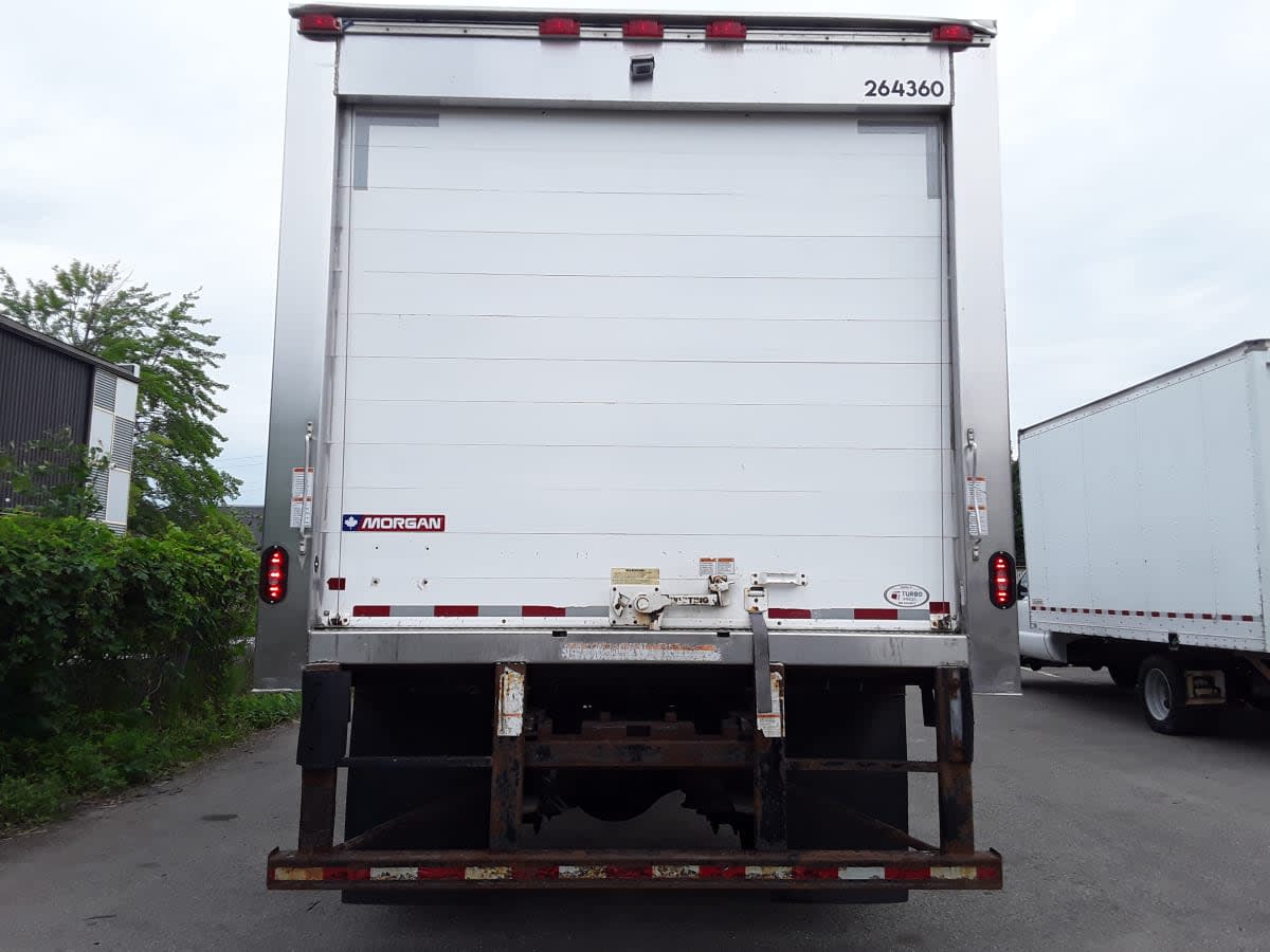 2020 Freightliner M2 106 264360