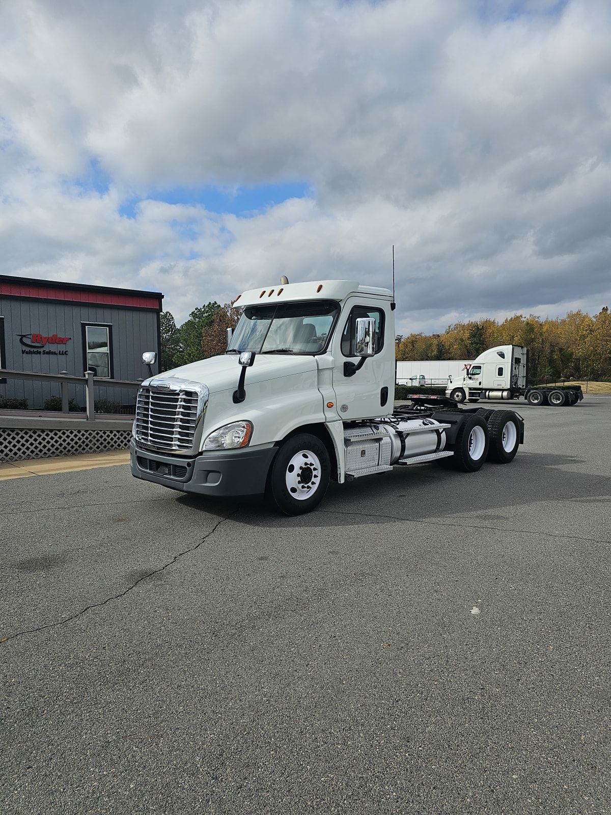 2020 Freightliner/Mercedes CASCADIA 125 264743