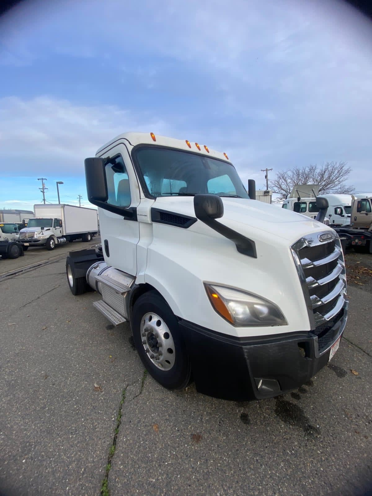 2020 Freightliner - image 3