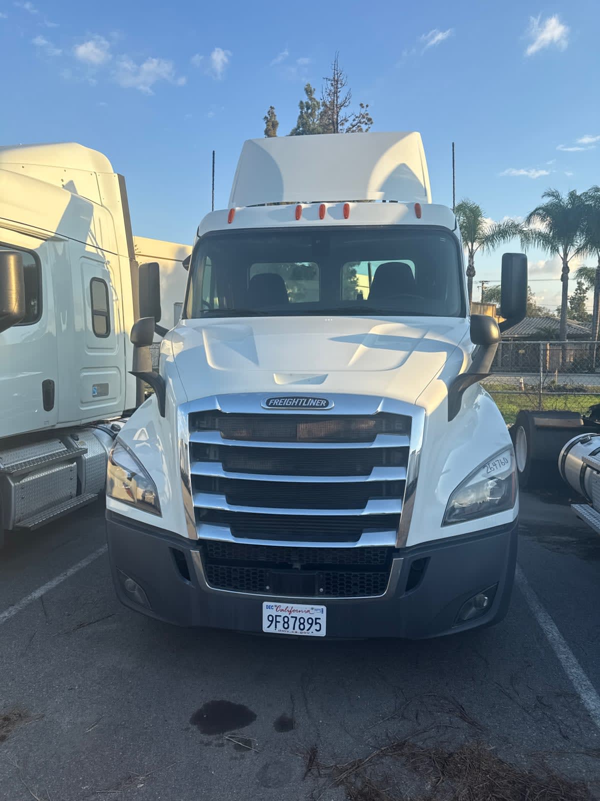 2020 Freightliner - image 2