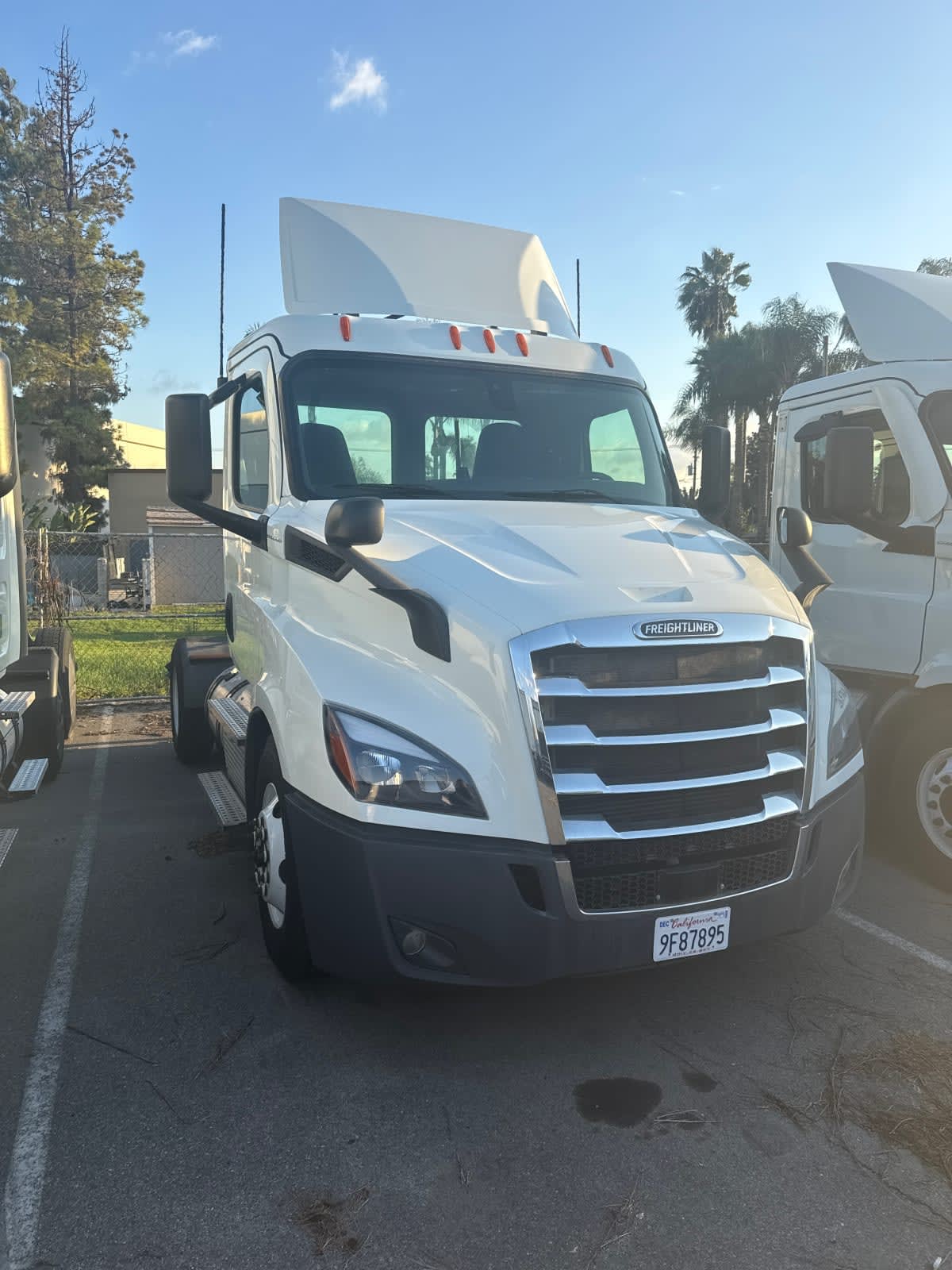 2020 Freightliner - image 3