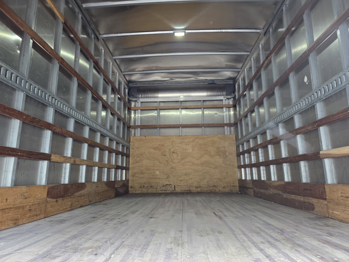 2019 Isuzu NPR HD 264907