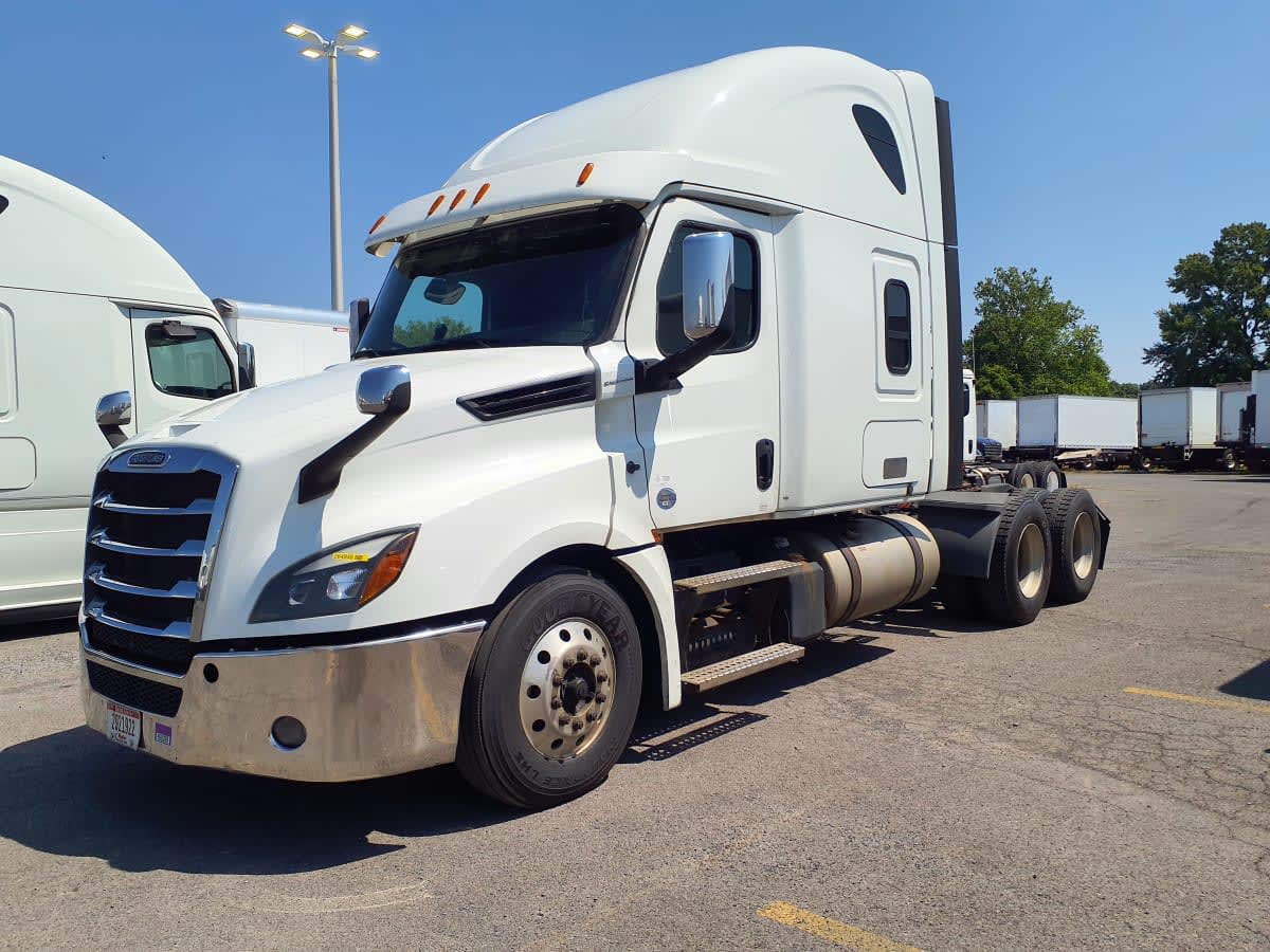 2020 Freightliner - image 1