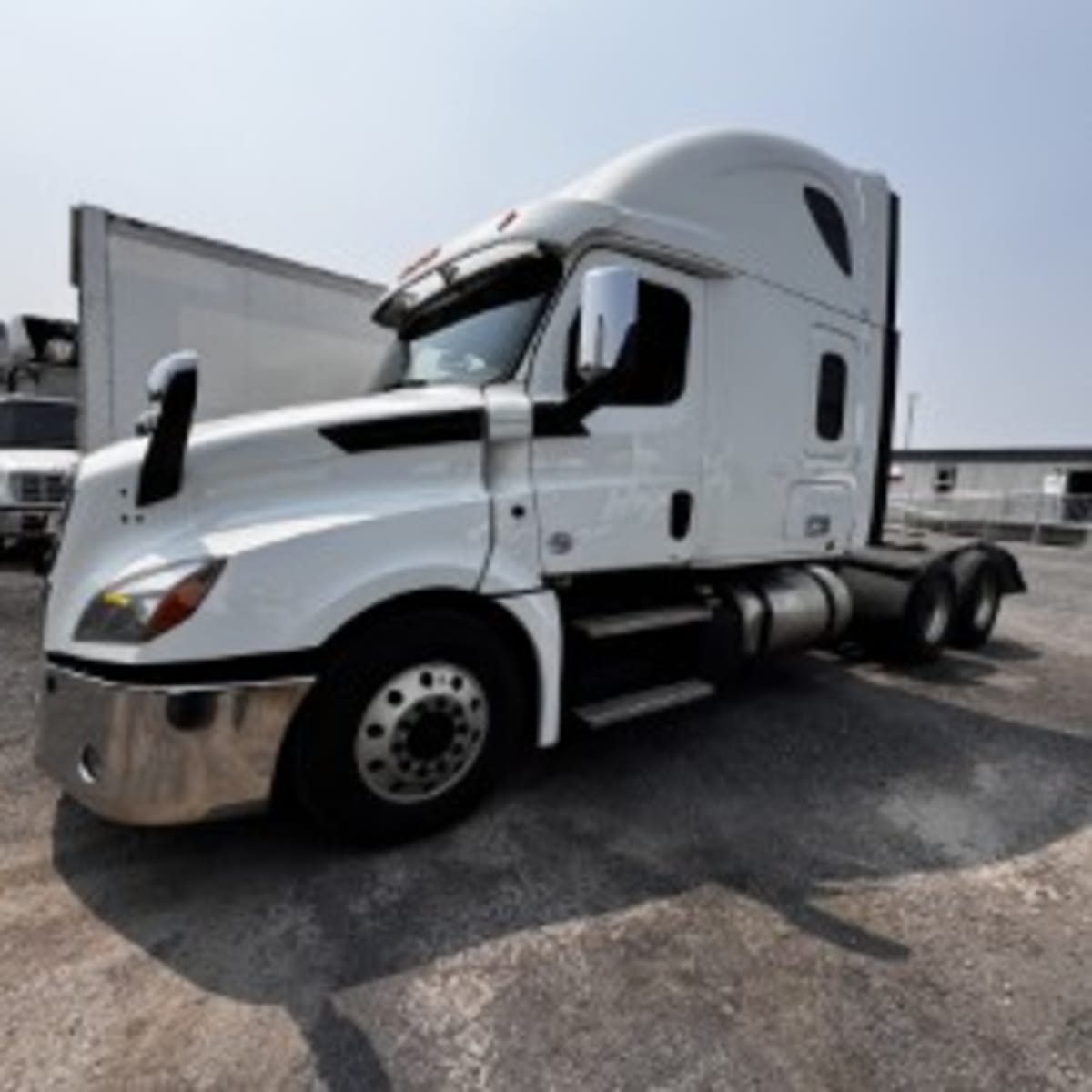 2020 Freightliner - image 1