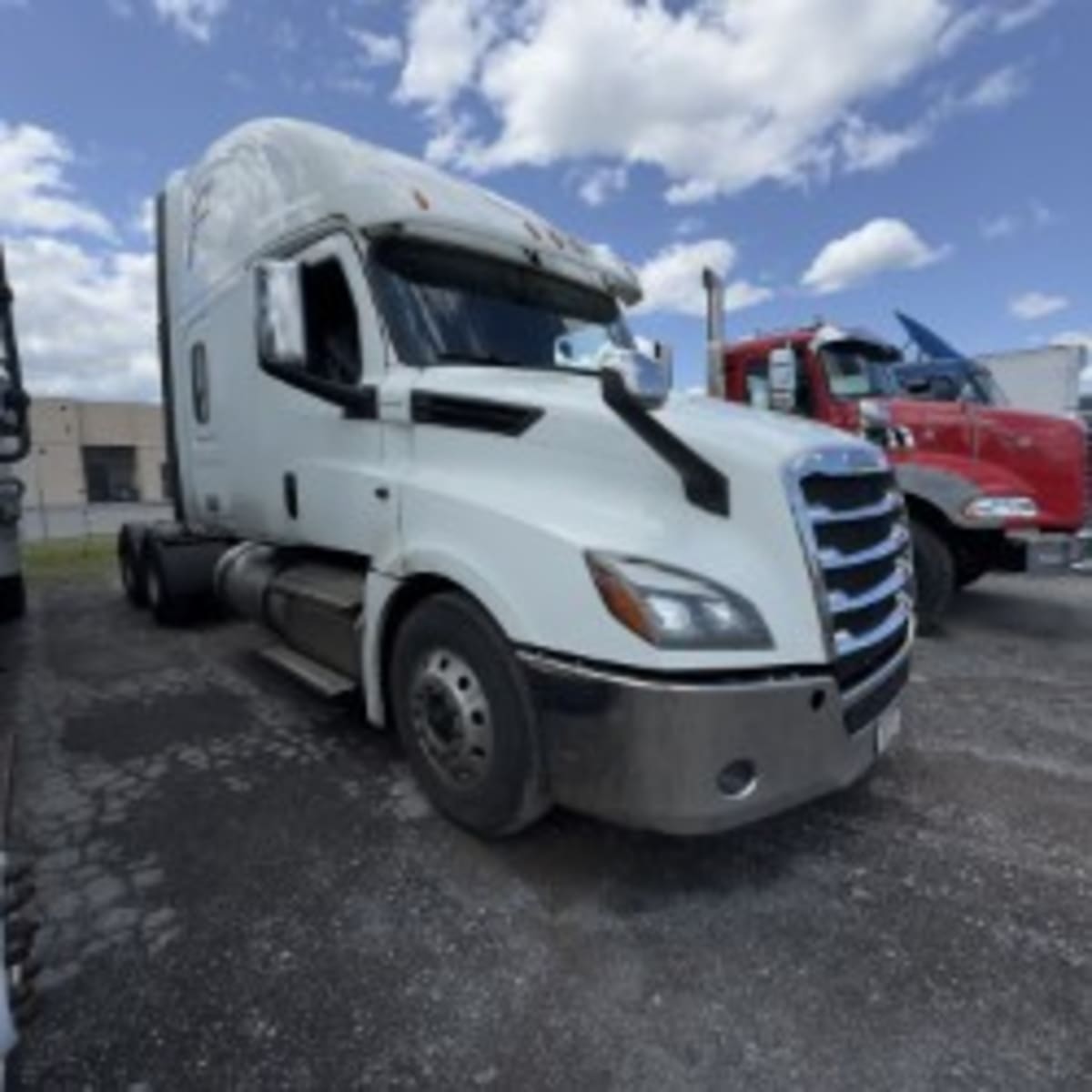 2020 Freightliner - image 1