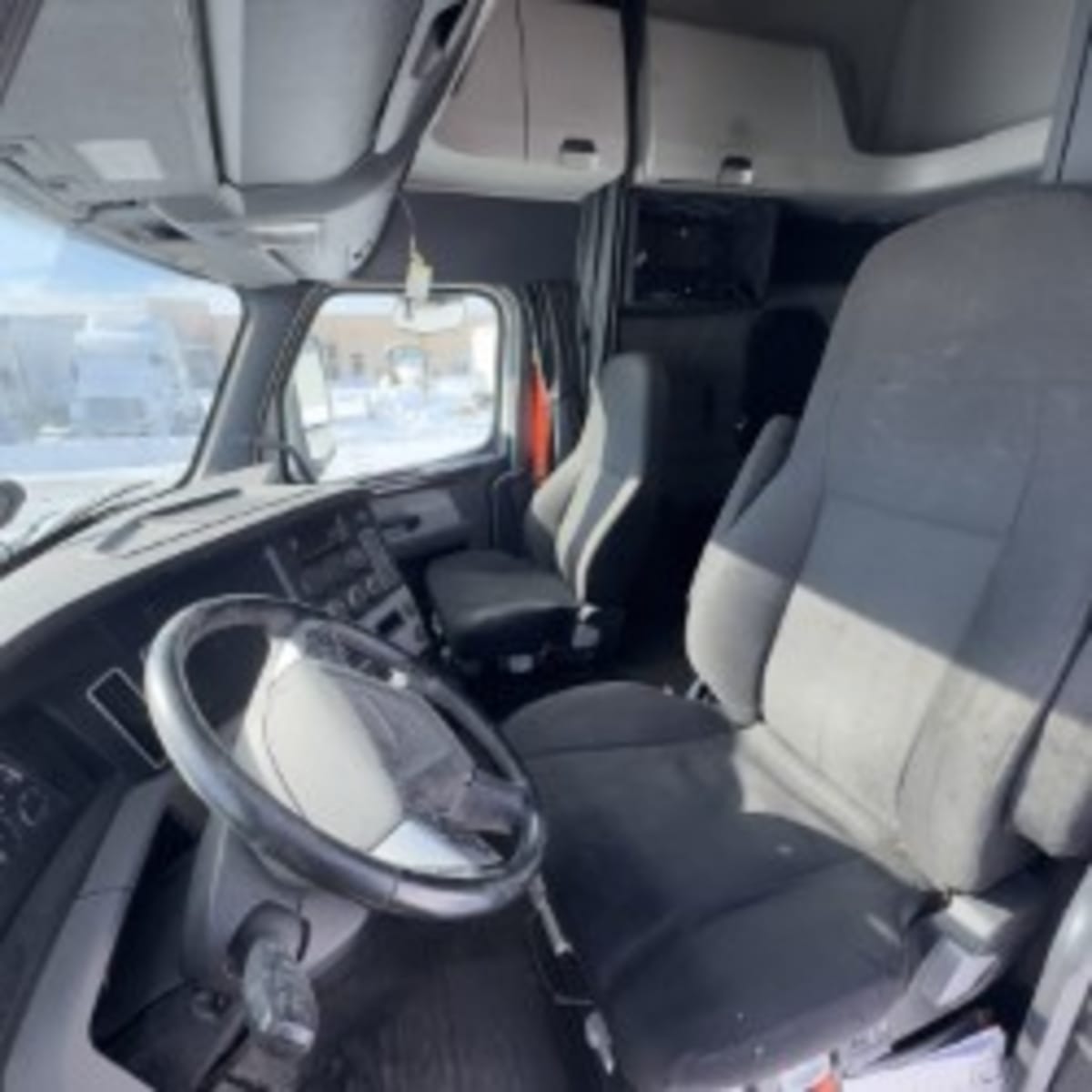 2020 Freightliner - image 7