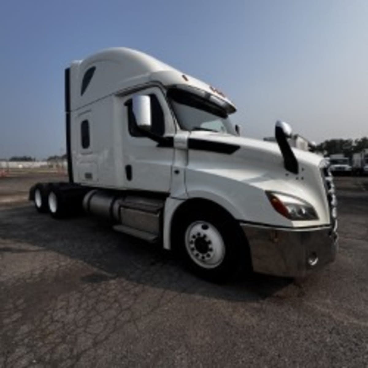 2020 Freightliner - image 3