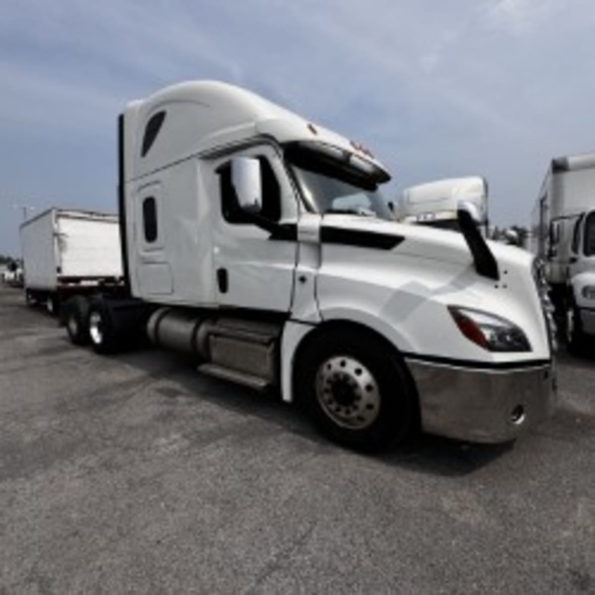 2020 Freightliner - image 3