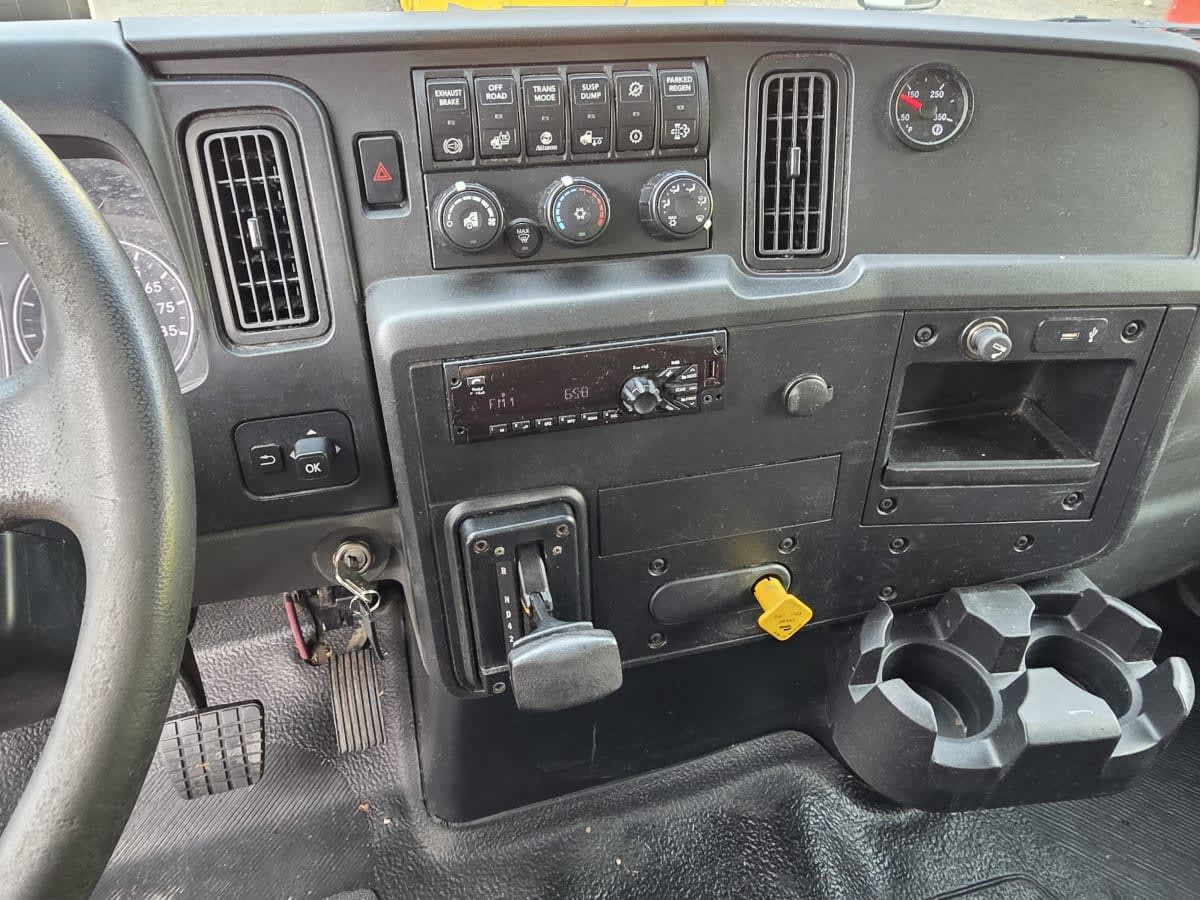 2020 Navistar International MV607 (4X2) 265053