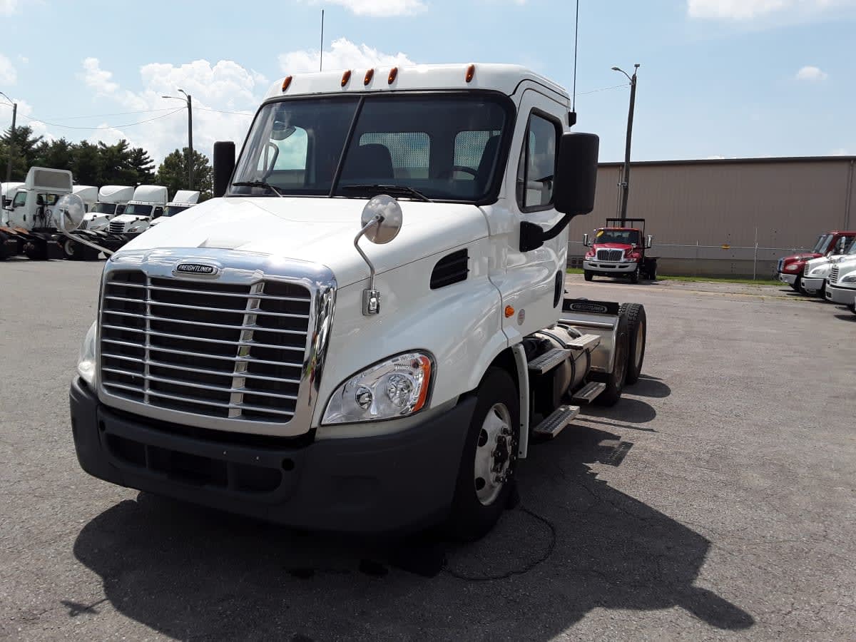 2020 Freightliner Cascadia in La Vergne, TN