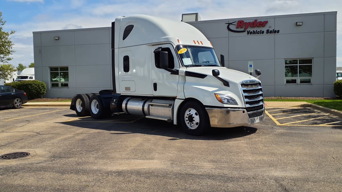 2020 Freightliner Cascadia in Bolingbrook, IL — photo 3