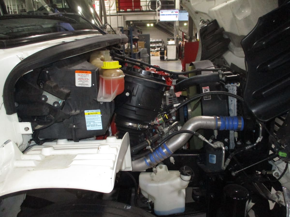 2021 Freightliner M2 106 - image 11