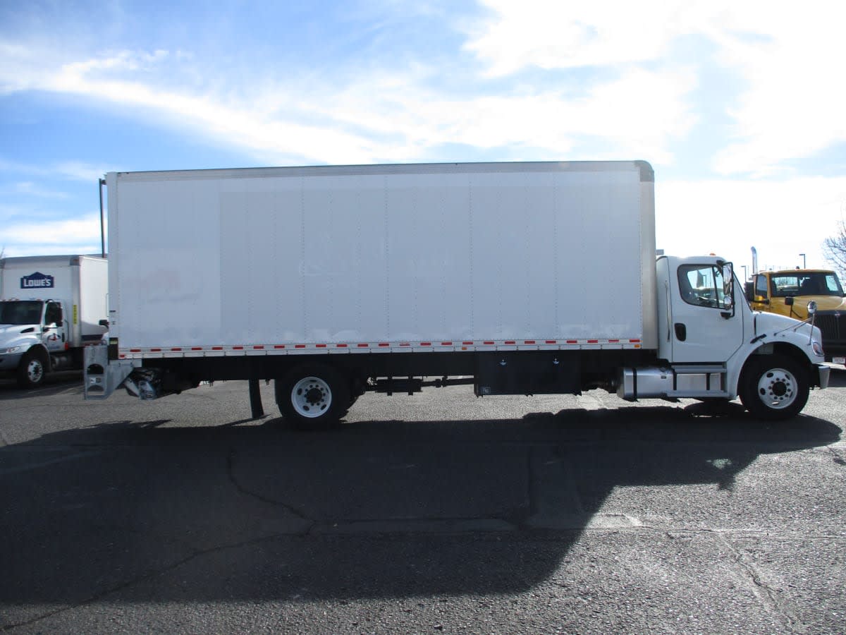 2021 Freightliner M2 106 - image 14