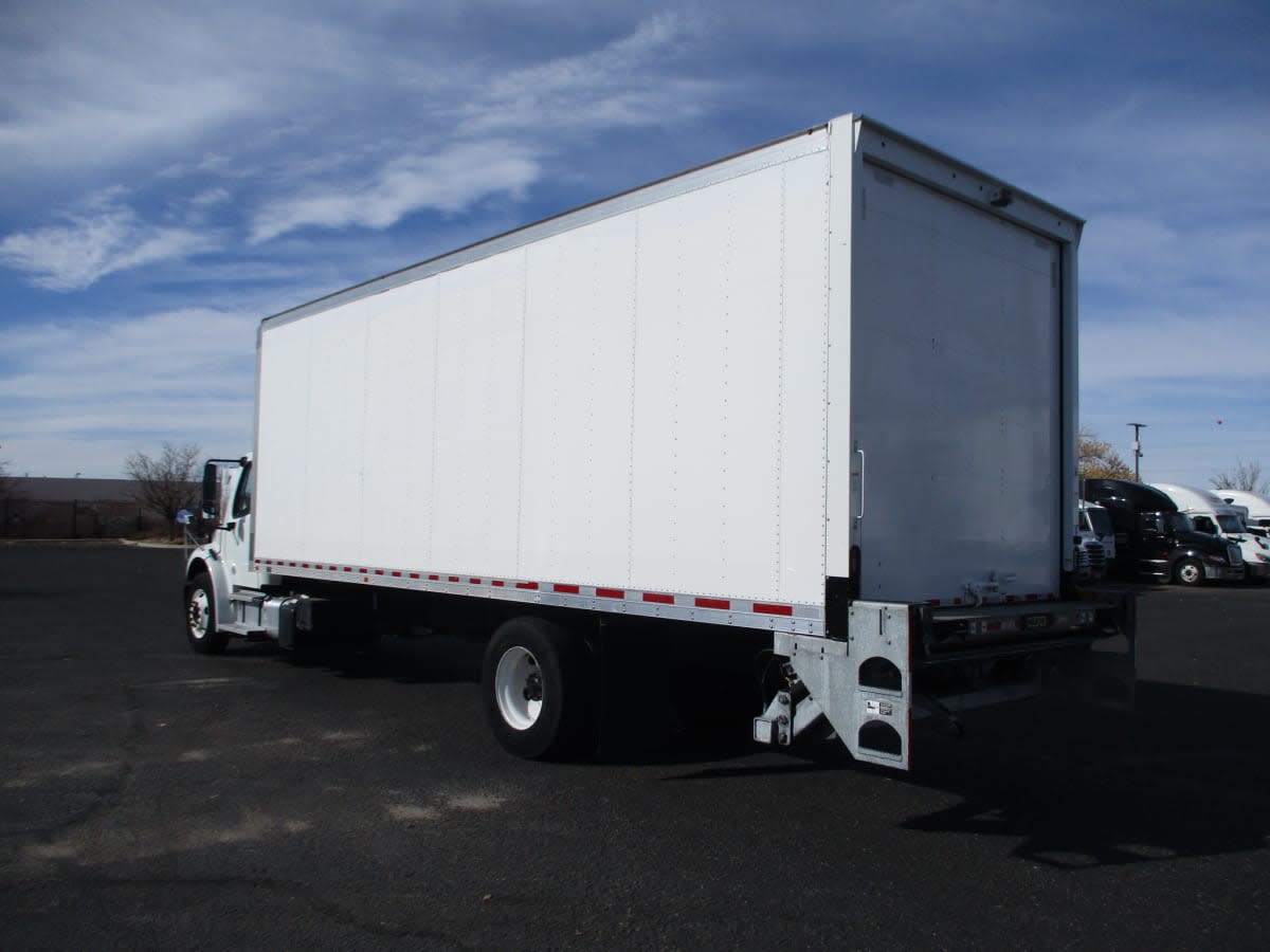 2021 Freightliner M2 106 - image 6