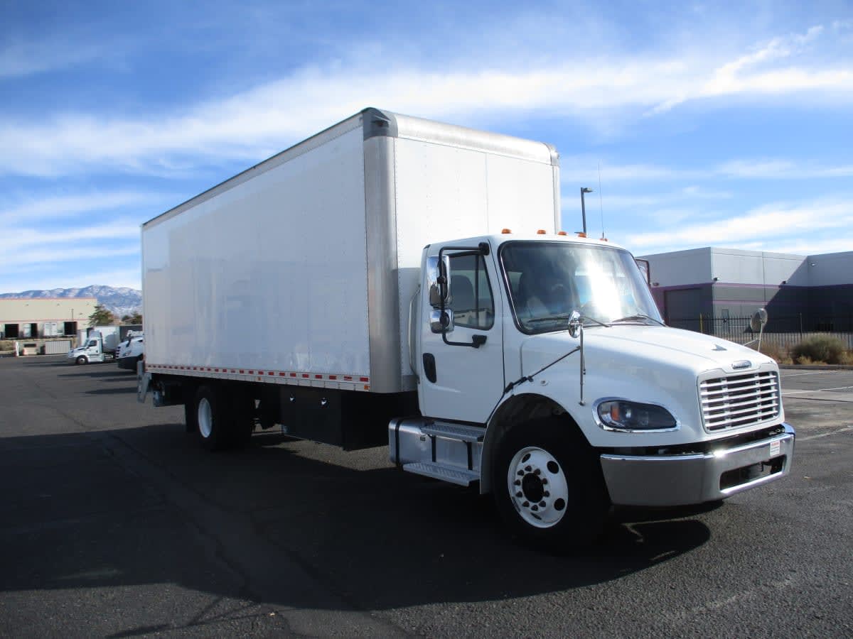 2021 Freightliner M2 106 - image 3