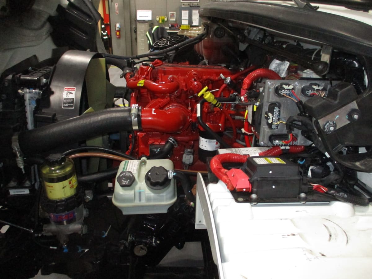 2021 Freightliner M2 106 - image 9