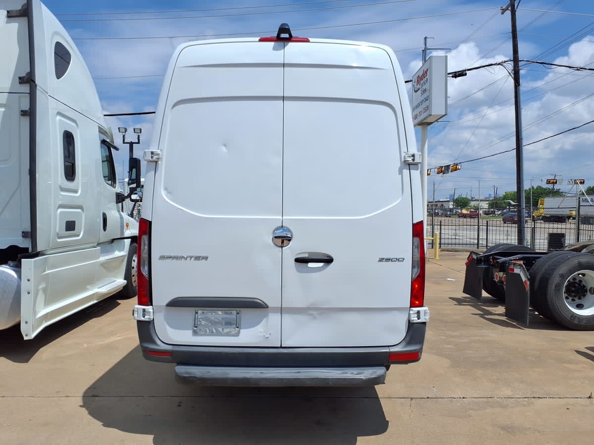 2019 Mercedes-Benz 2500 265398