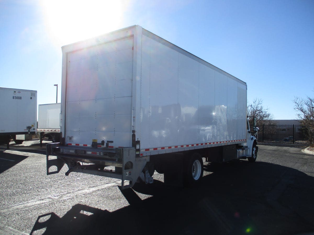 2021 Freightliner M2 106 - image 4