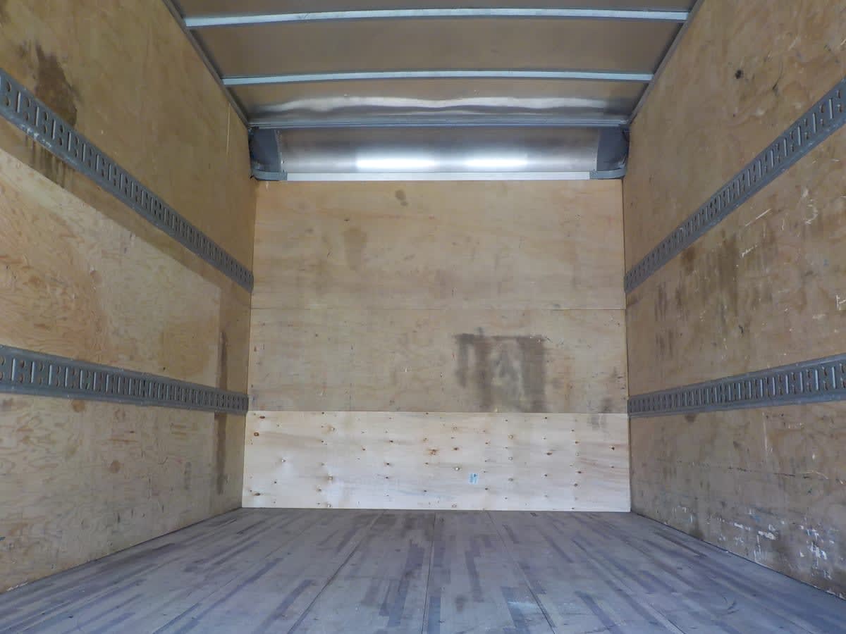 2020 Hino HINO 195 265556