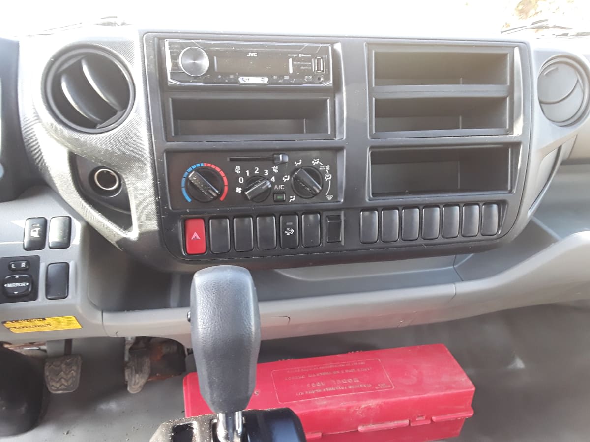 2020 Hino HINO 195 265599