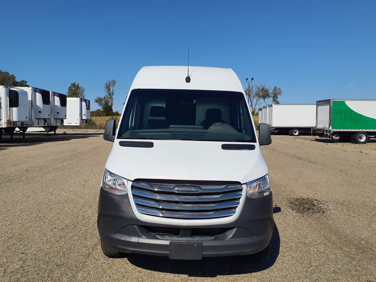 2020 Mercedes-Benz 2500 266432