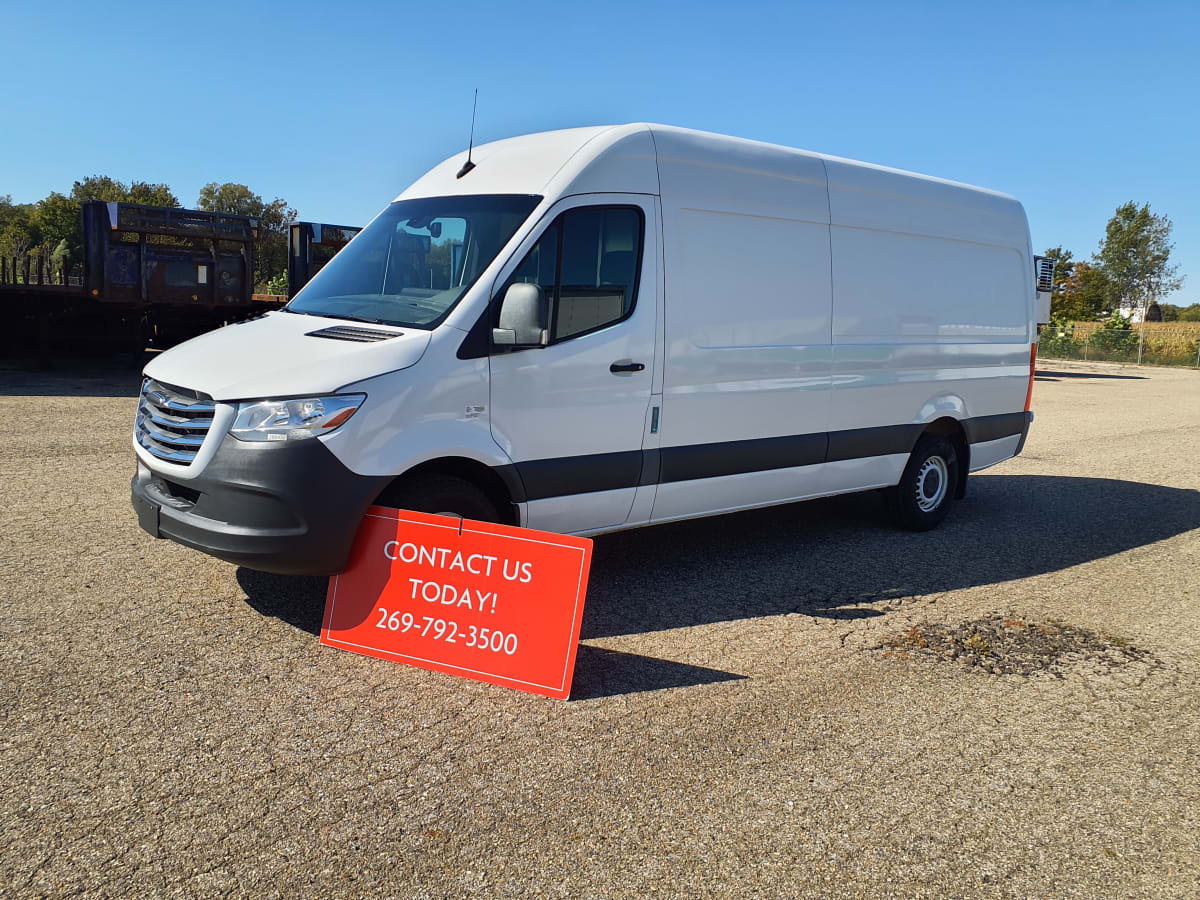 2020 MERCEDES-BENZ 2500 266432