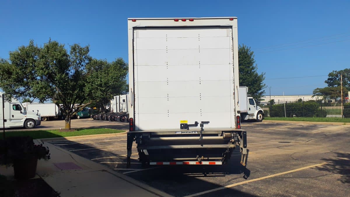 2020 Freightliner M2 106 in Bolingbrook, IL — photo 5