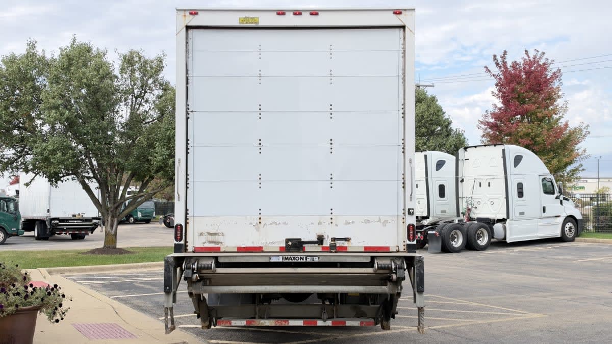 2020 Freightliner/Mercedes M2 106 266486