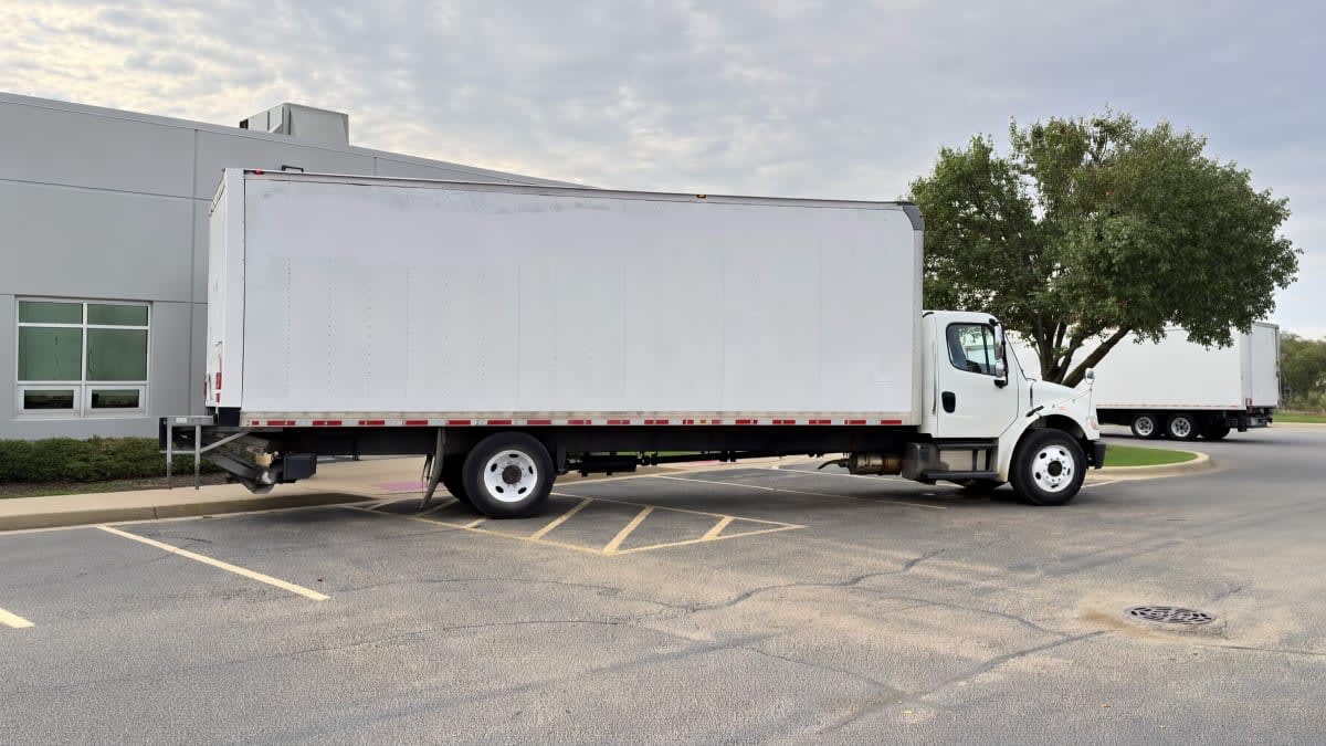 2020 Freightliner/Mercedes M2 106 266486