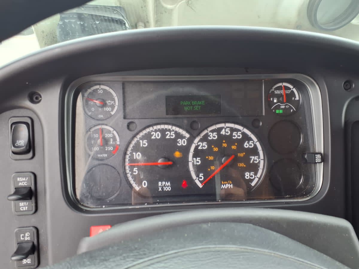 2020 Freightliner/Mercedes M2 106 266531