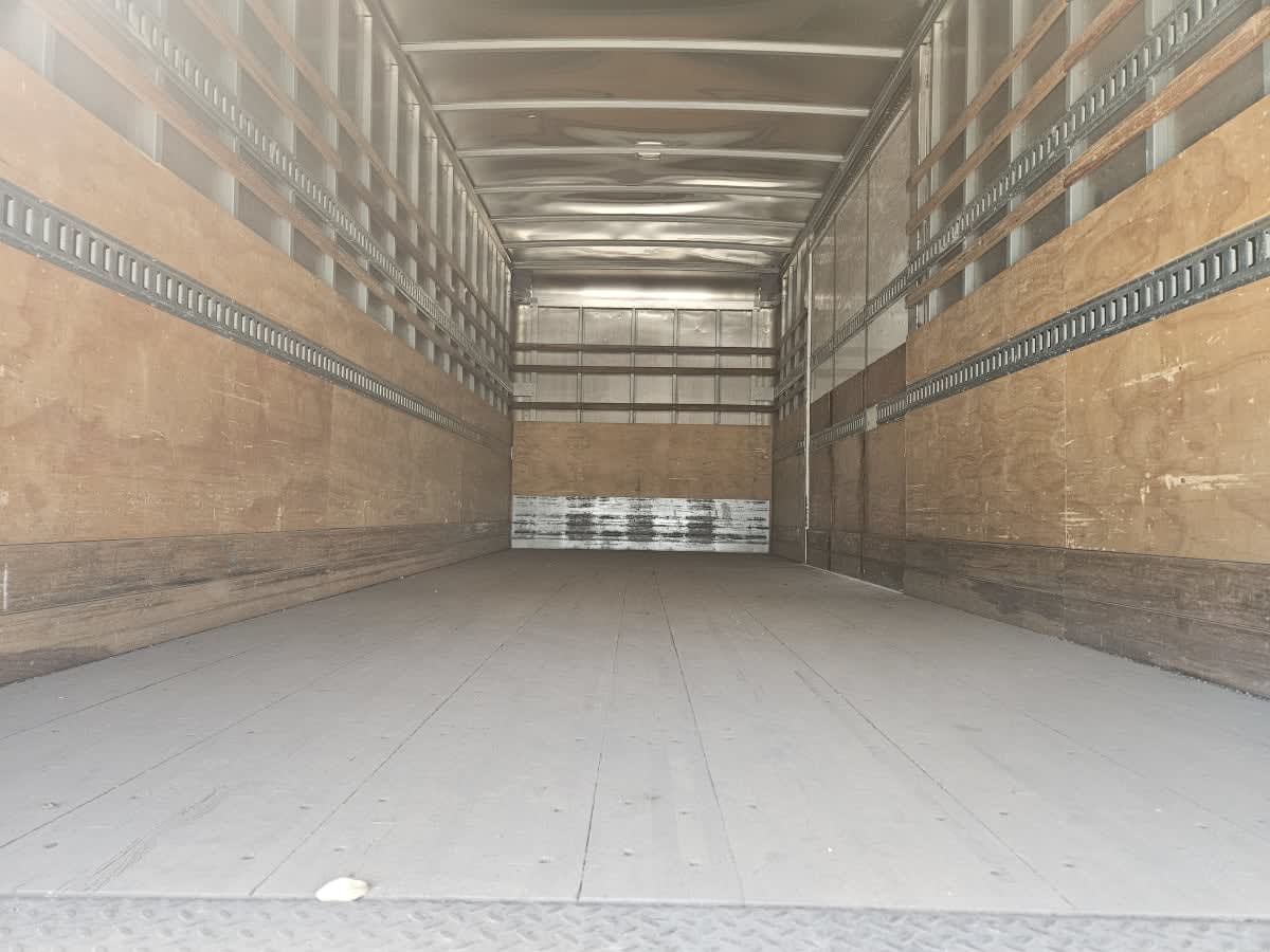 2020 Freightliner/Mercedes M2 106 266605