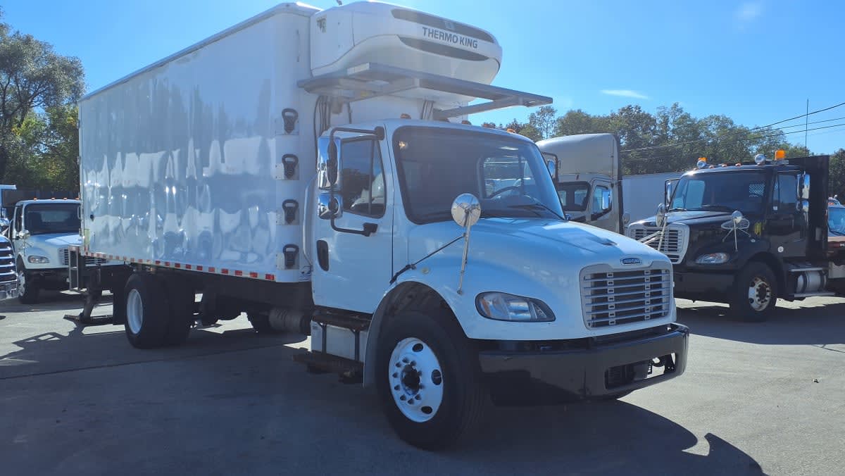 2020 Freightliner M2 106 in Salisbury, MA — photo 3