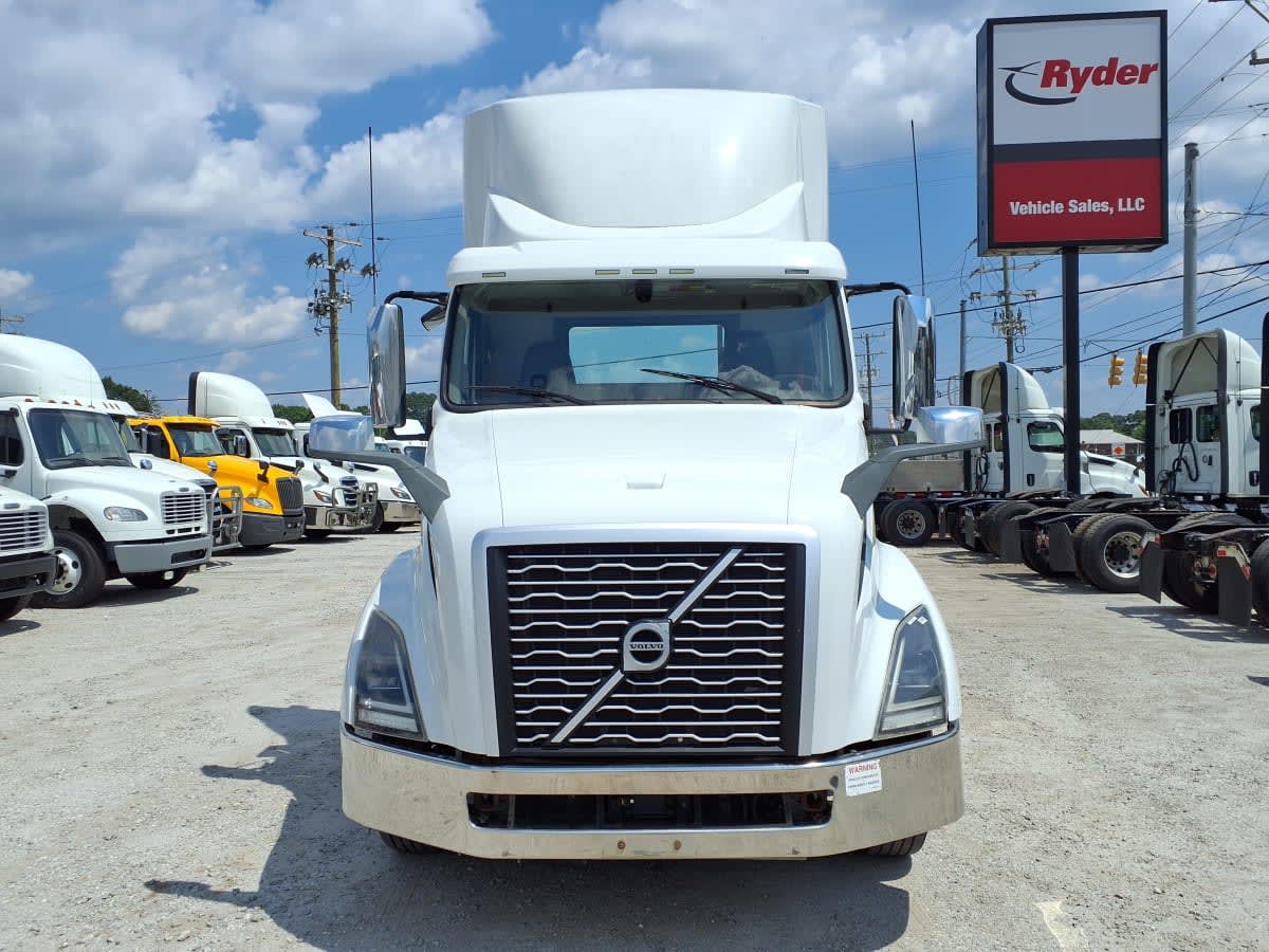 2020 Volvo VNL64T-300 266633