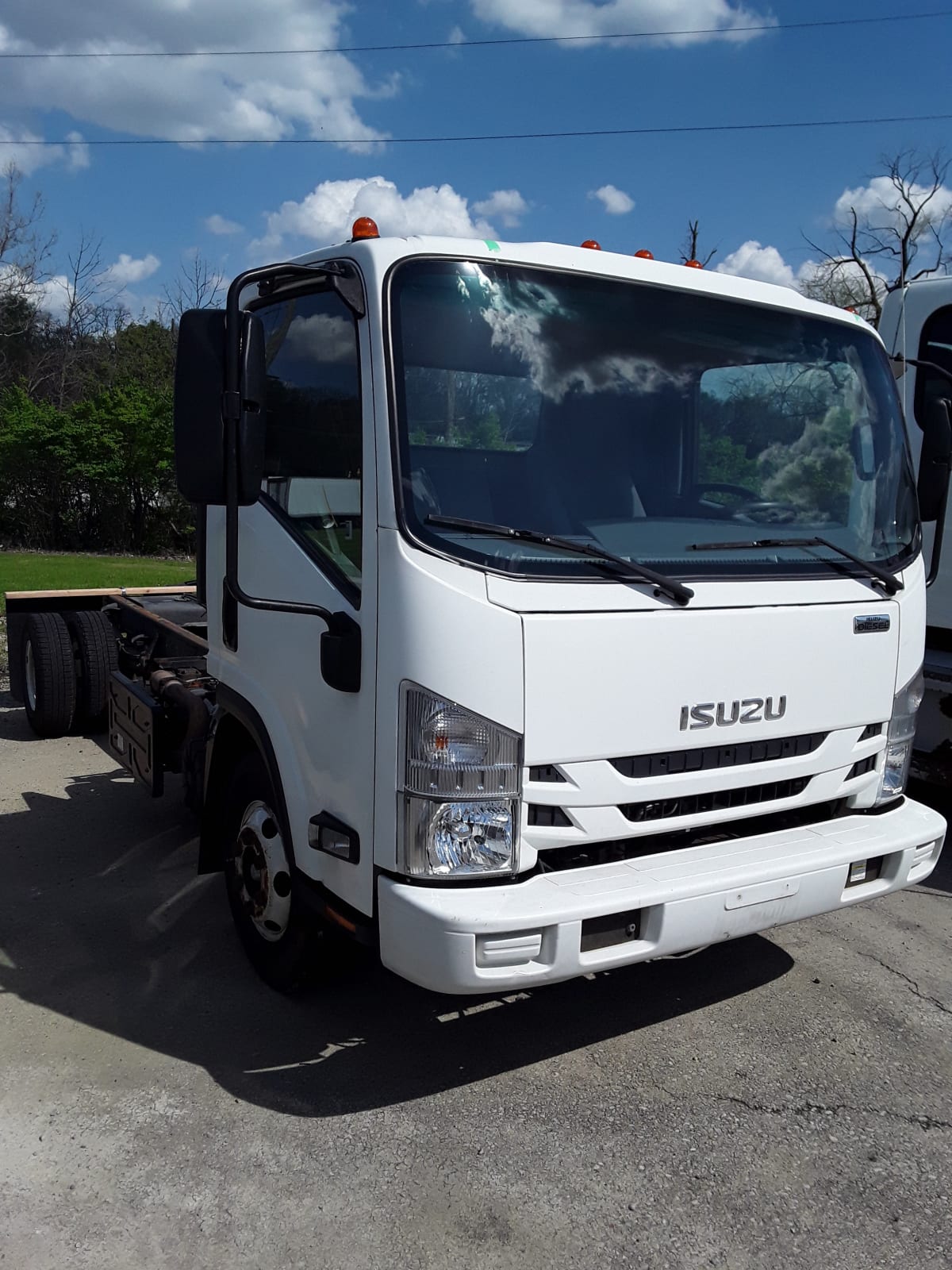 2020 Isuzu NPR 266903