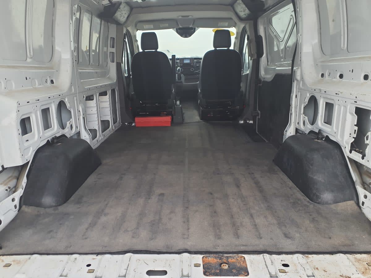 2020 Ford Motor Company TRANSIT 250 266935