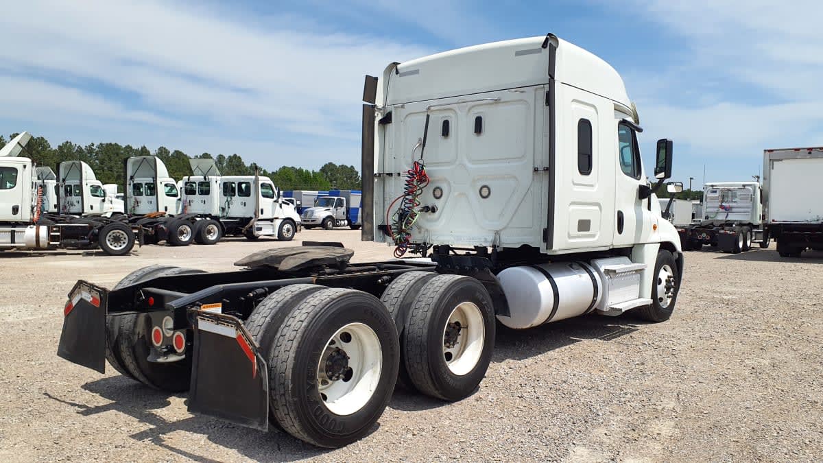 2020 Freightliner/Mercedes CASCADIA 125 267444