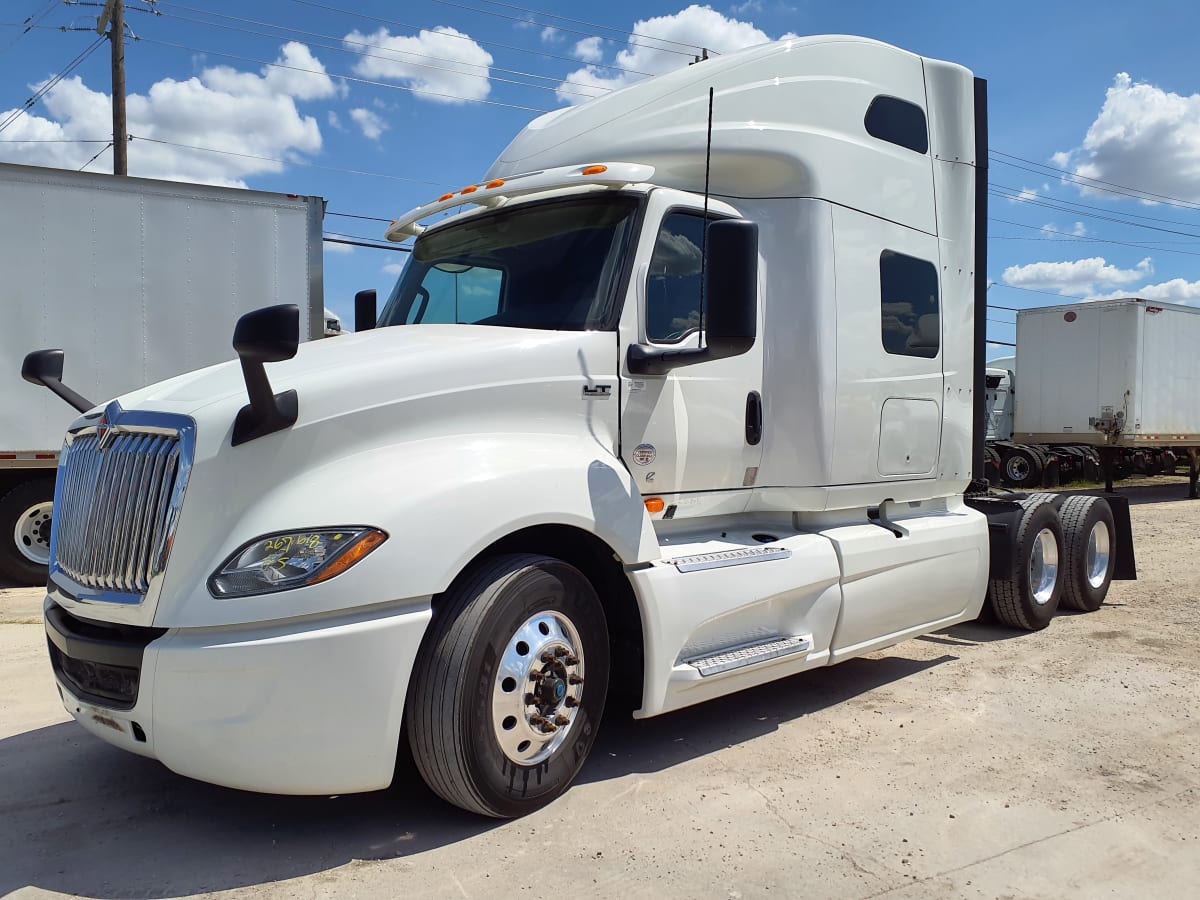 2020 Navistar International LT625 SLPR CAB 267618