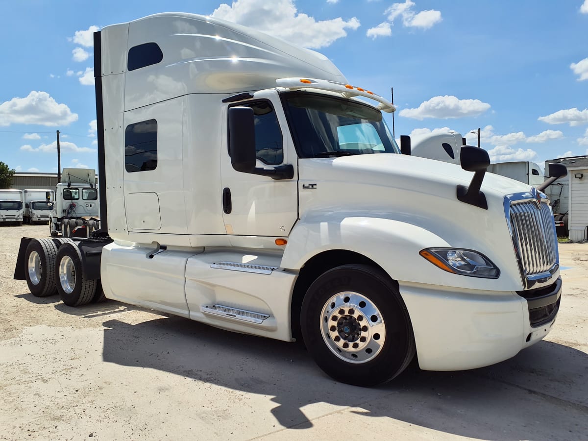 2020 Navistar International LT625 SLPR CAB 267618