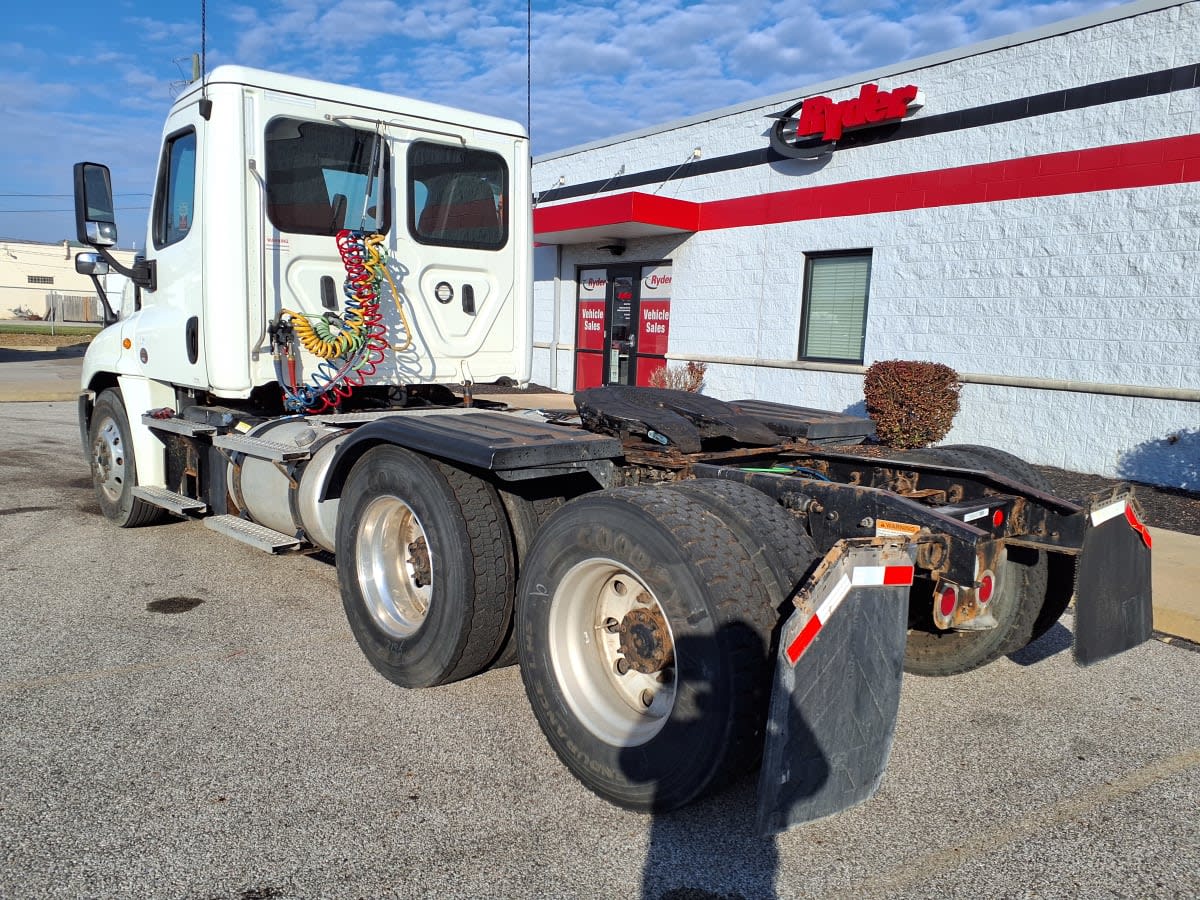 2020 Freightliner/Mercedes CASCADIA 125 268047