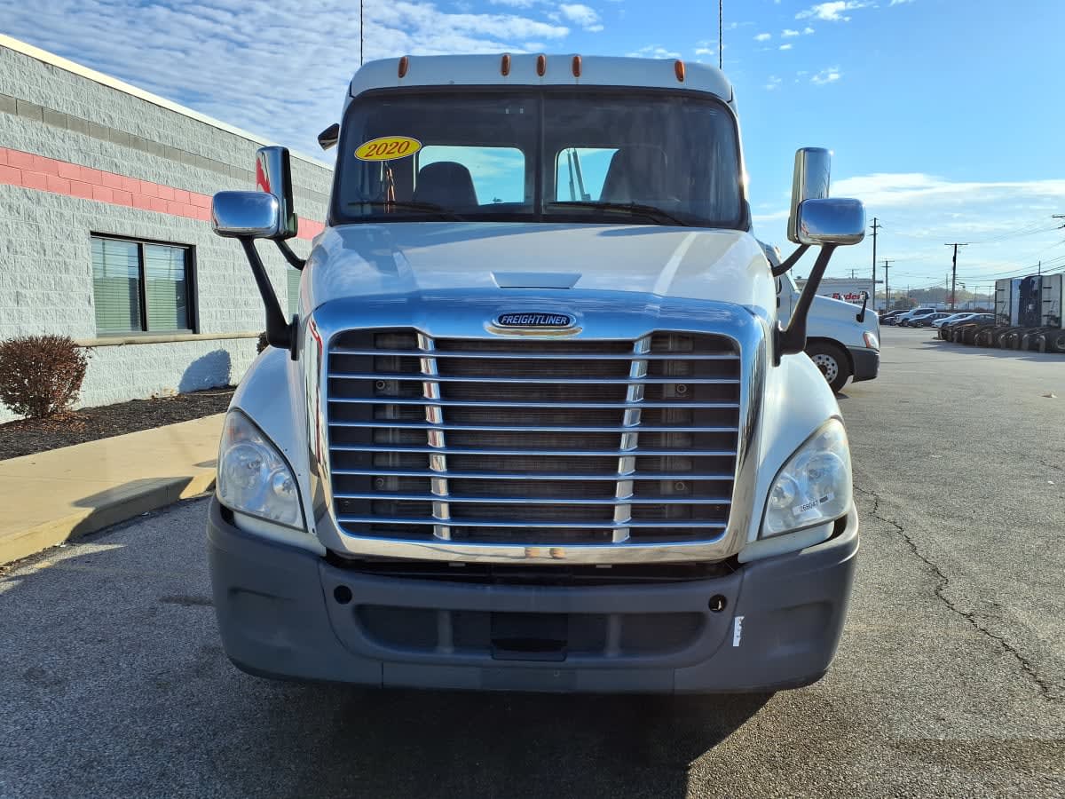 2020 Freightliner/Mercedes CASCADIA 125 268047
