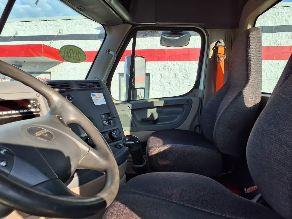 2020 Freightliner/Mercedes CASCADIA 125 268047