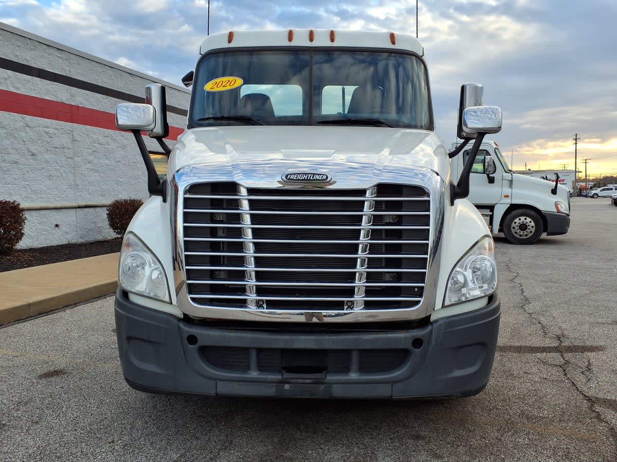 2020 Freightliner/Mercedes CASCADIA 125 268051