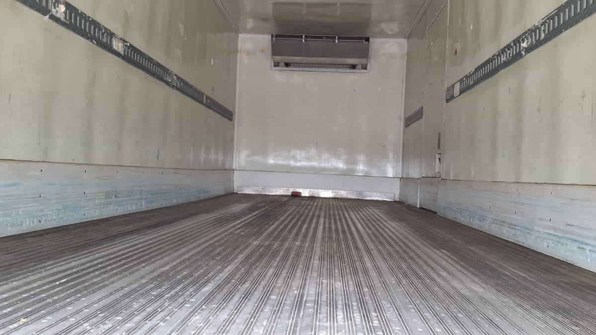 2020 Freightliner/Mercedes M2 106 268052