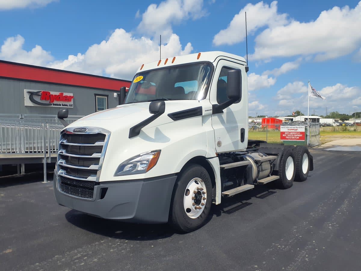 2020 Freightliner Cascadia in Clarksville, IN