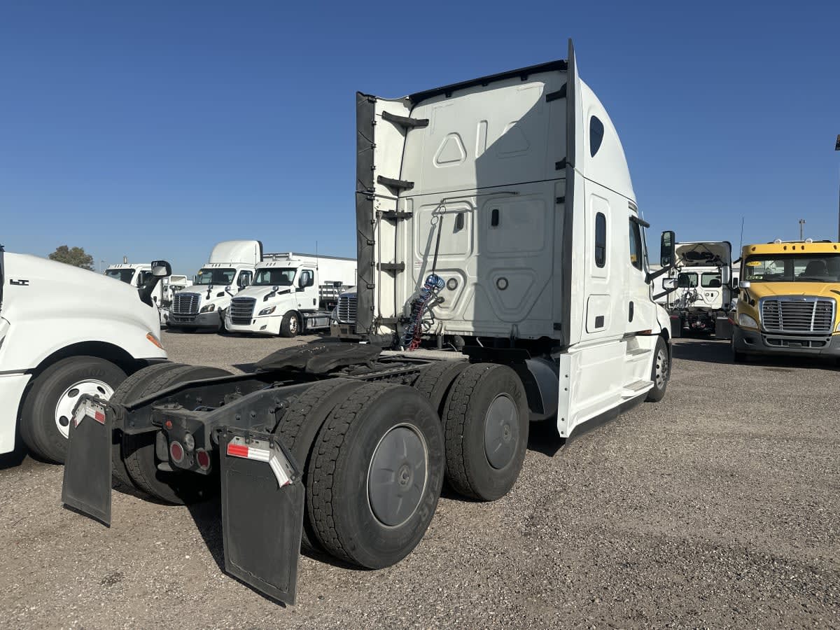 2021 Freightliner/Mercedes NEW CASCADIA PX12664 268332