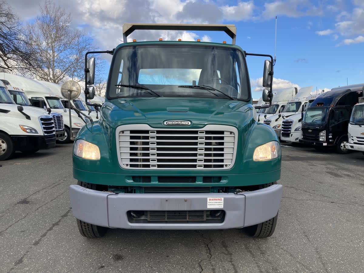 2020 Freightliner M2 106 - image 2