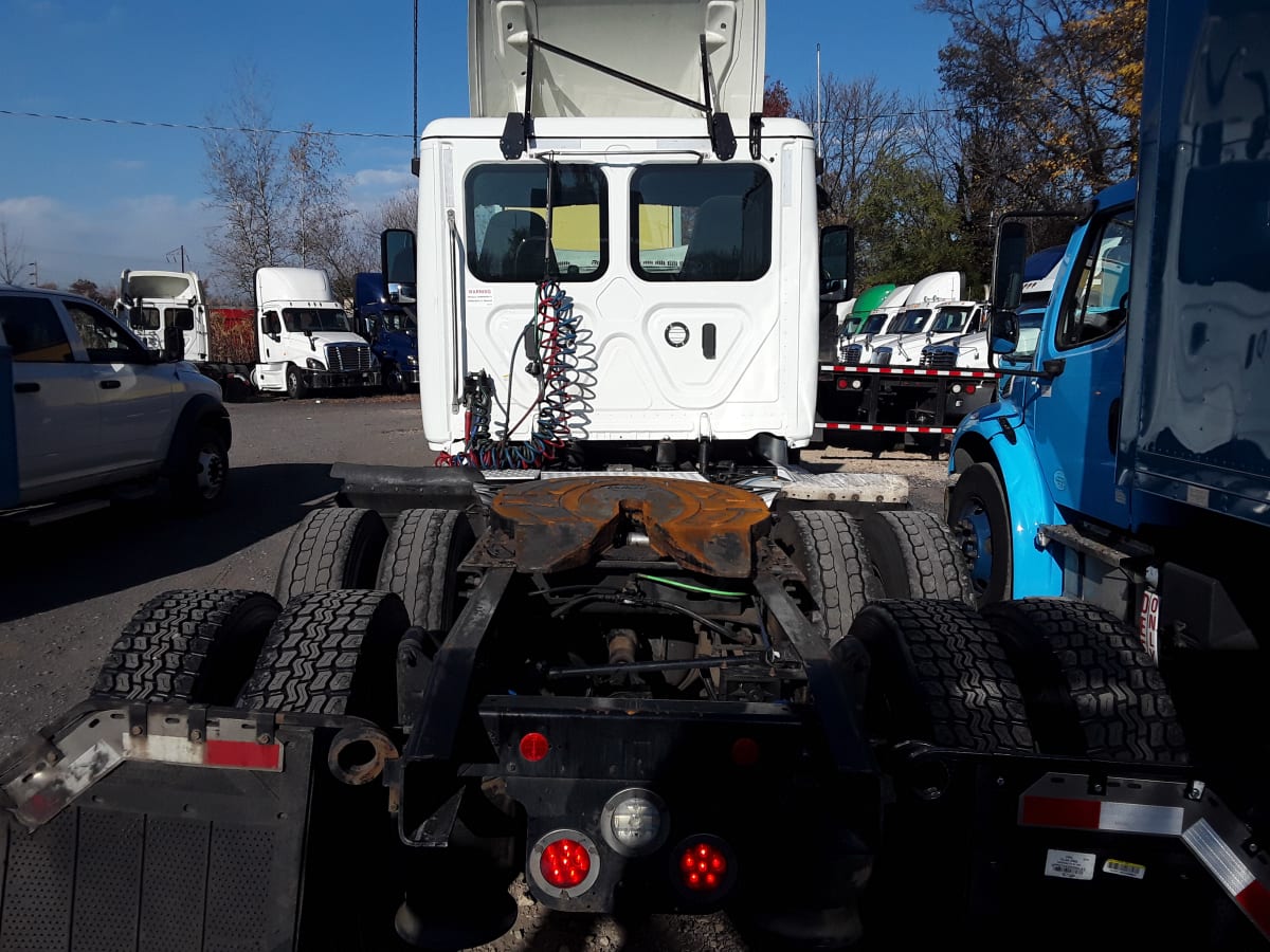 2020 Freightliner/Mercedes CASCADIA 125 268667