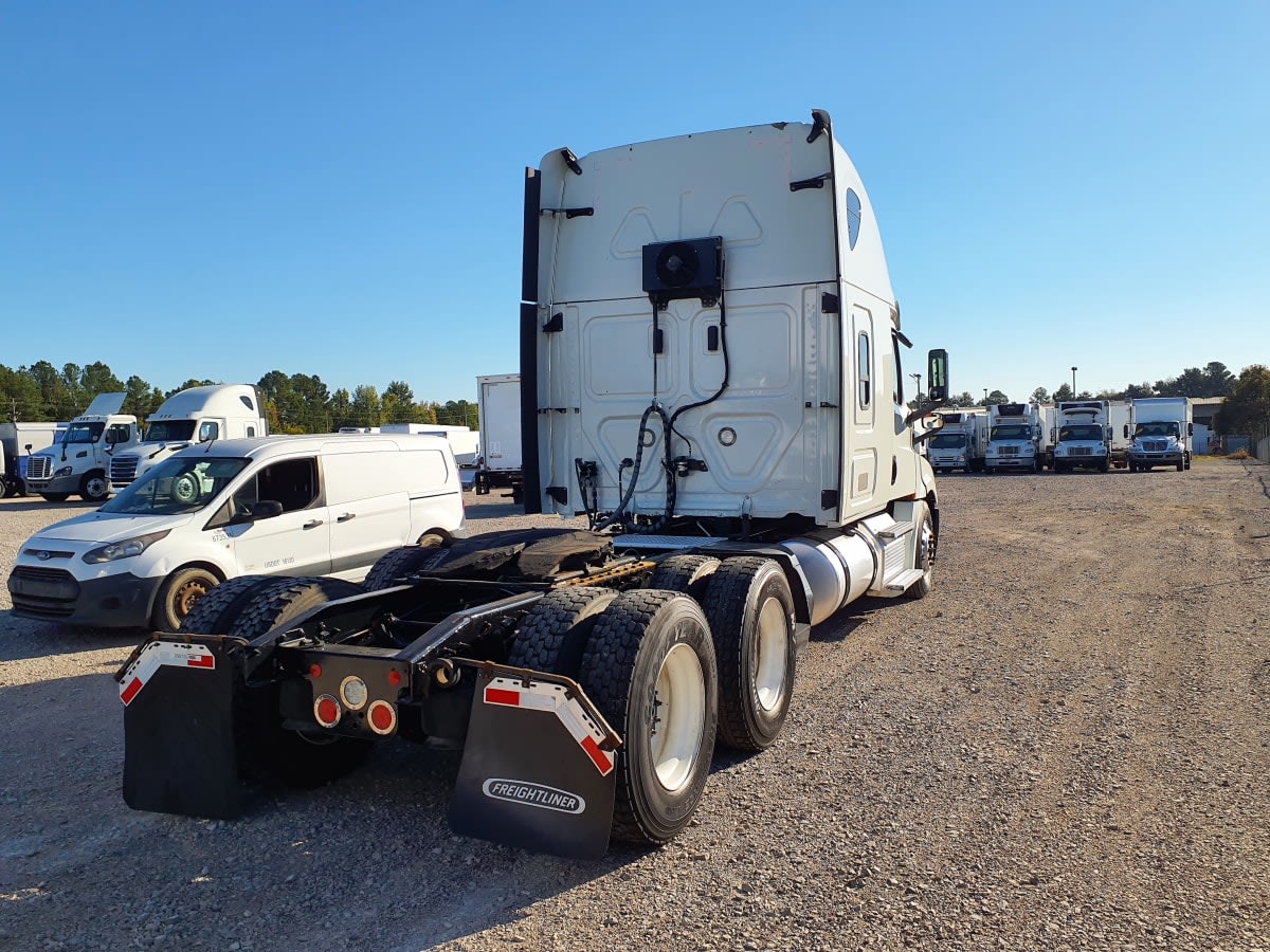2020 Freightliner/Mercedes NEW CASCADIA PX12664 268705