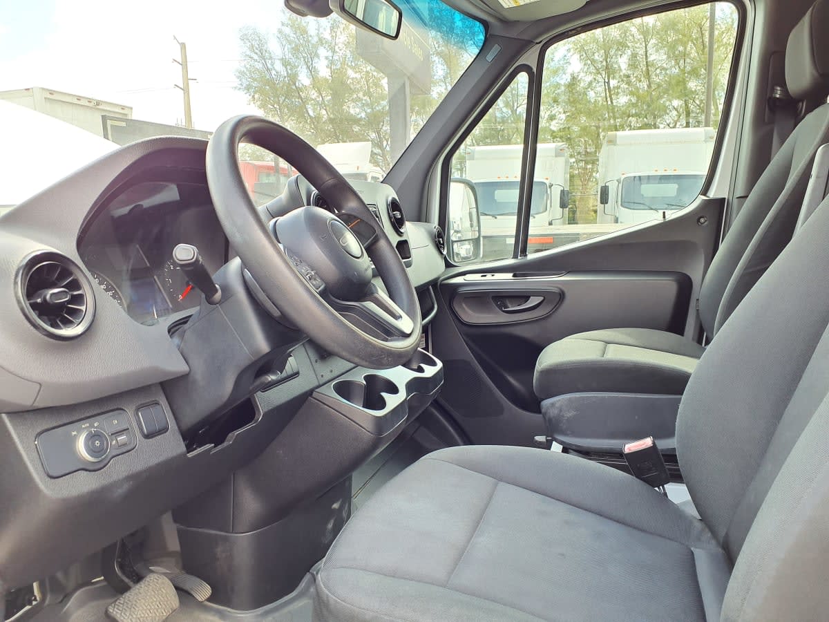 2019 Mercedes-Benz SPRINTER 3500 268995